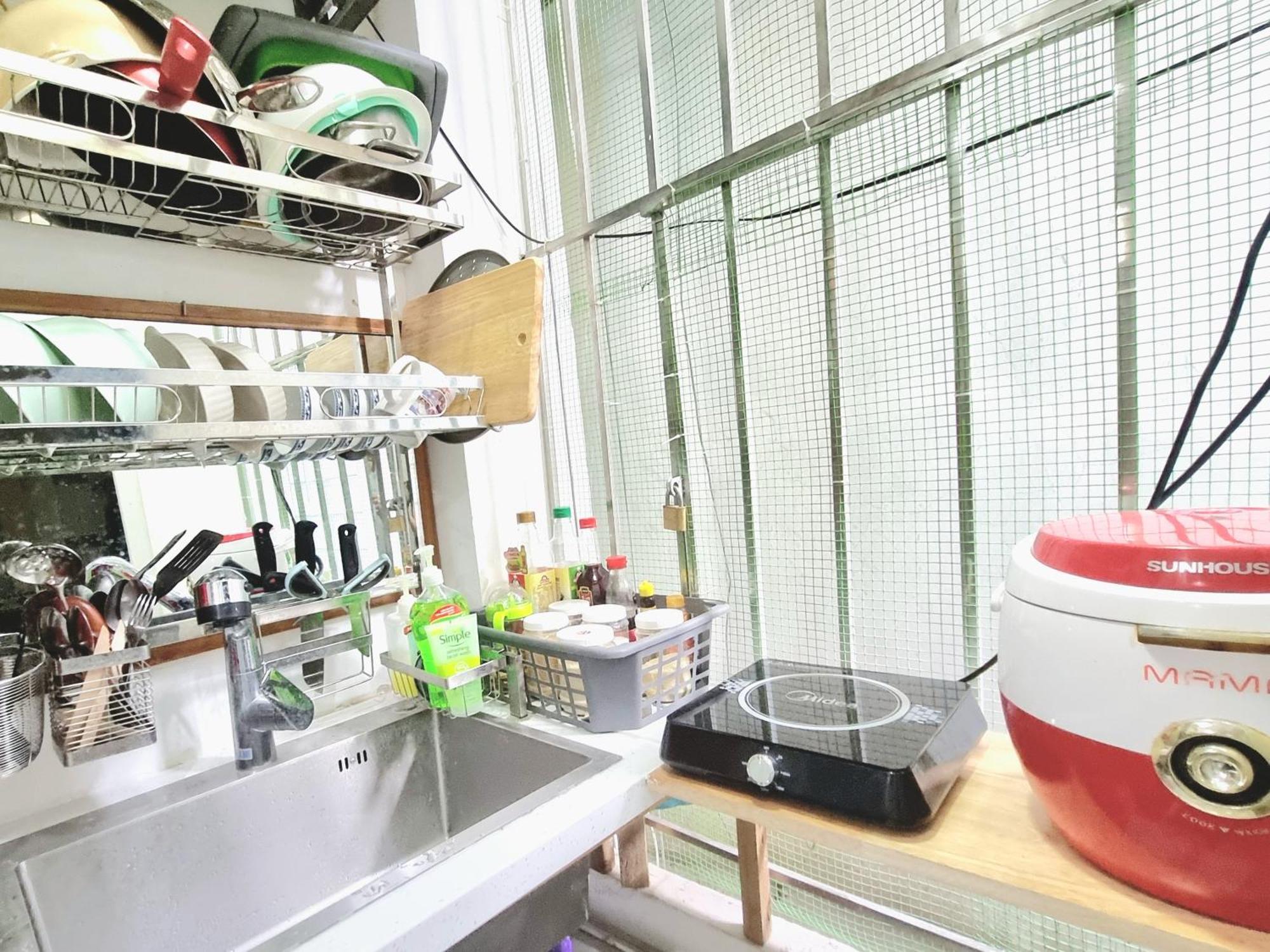 The Mini Apartment Includes Breakfast Ханой Экстерьер фото